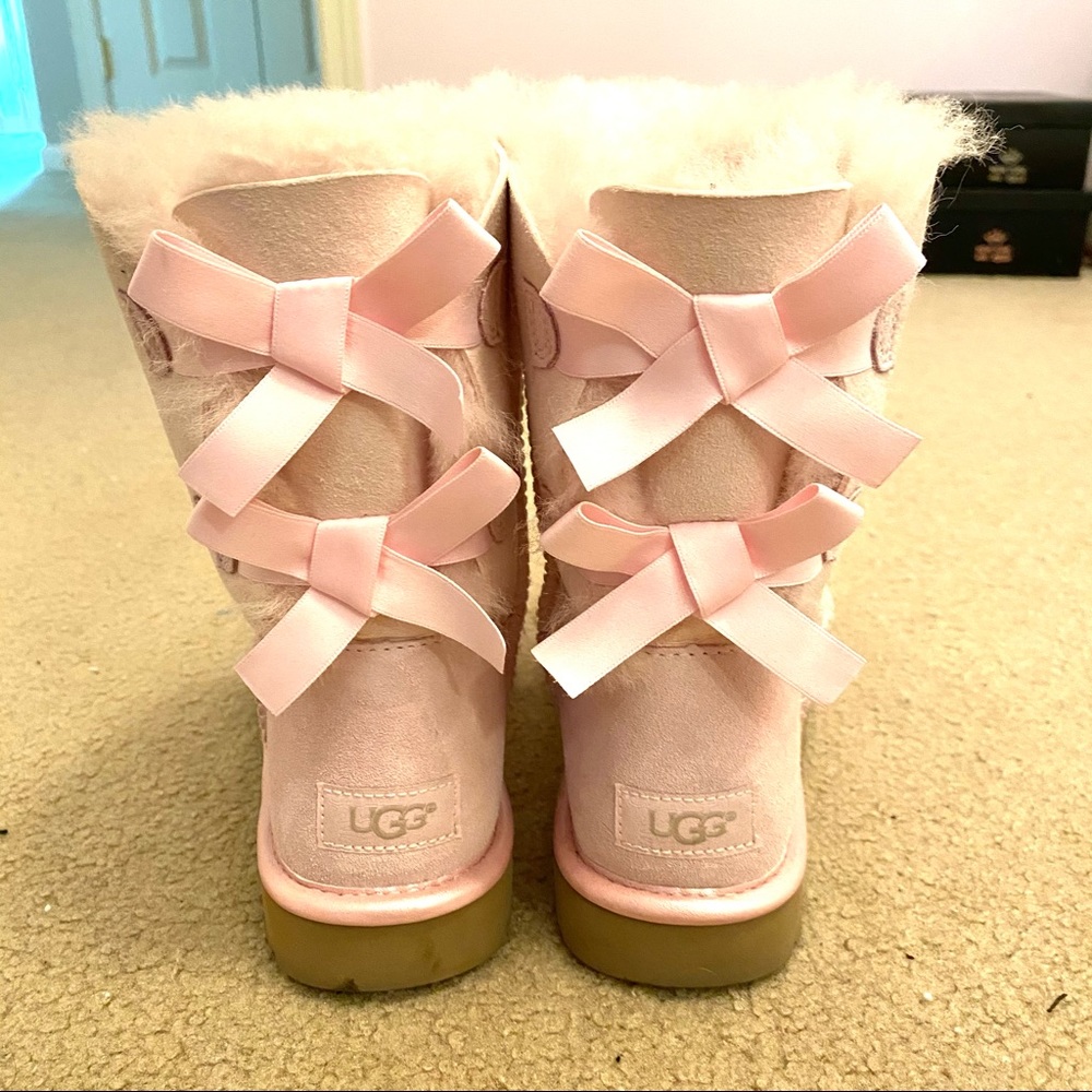 Women’s Bailey Bow II Uggs Pink
